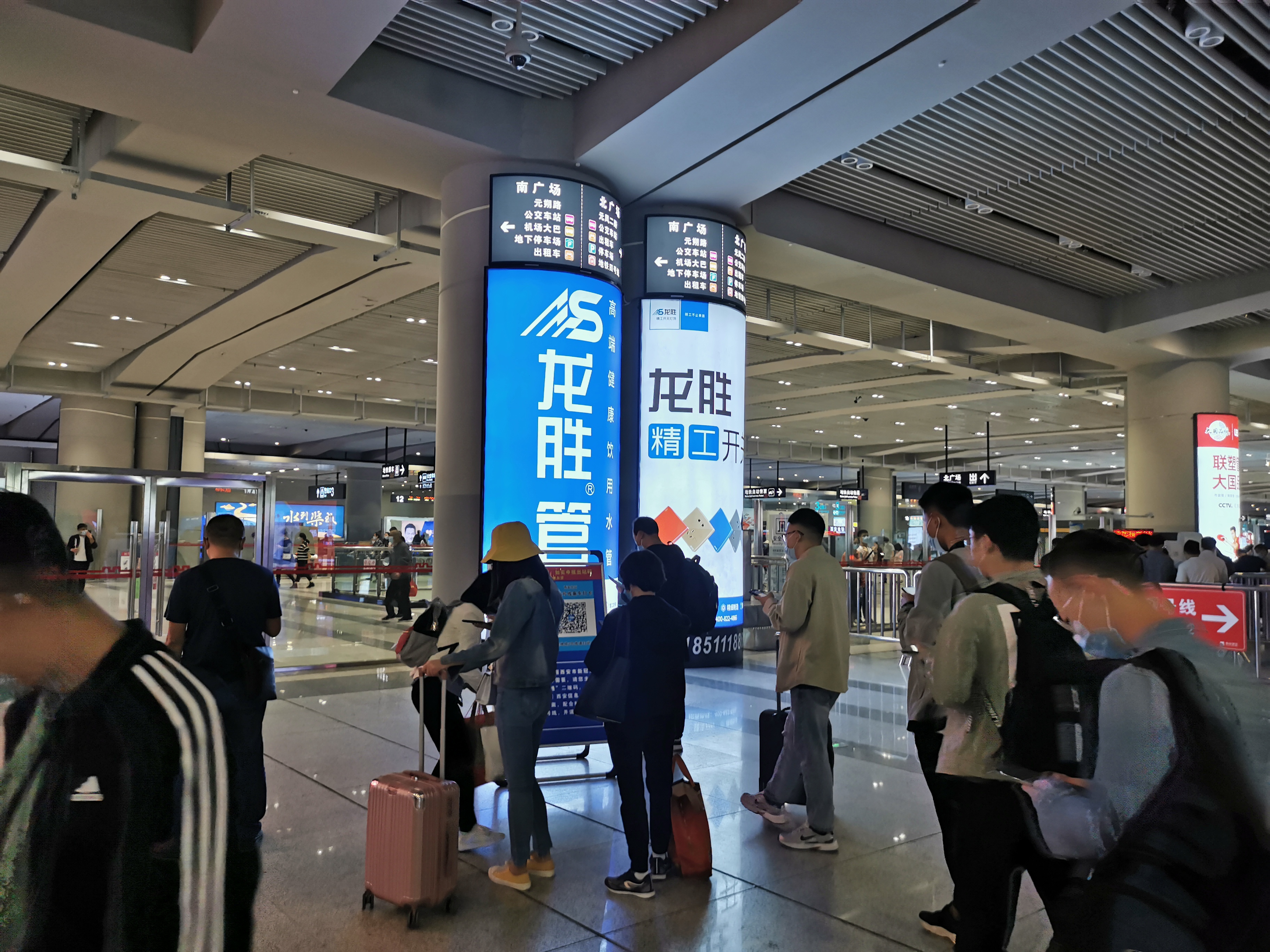 龍勝管高鐵廣告50城同步上線，刷屏億萬人！